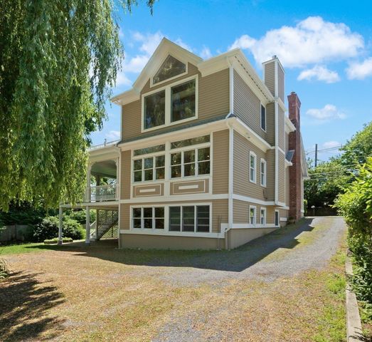 174 Willow Rd, Nahant, MA 01908