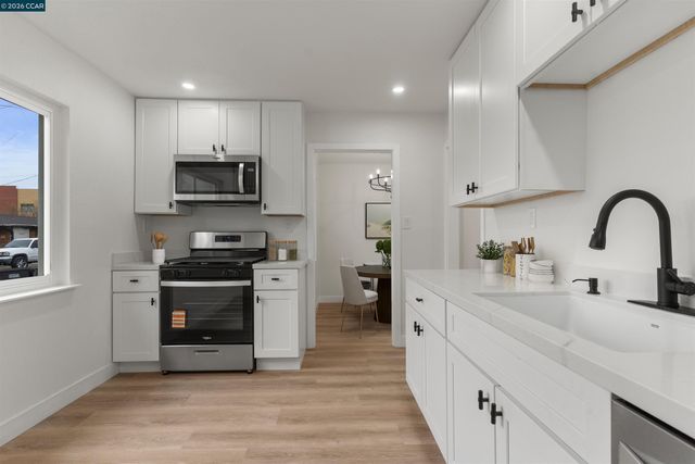 954 Carpino Ave, Pittsburg, CA 94565