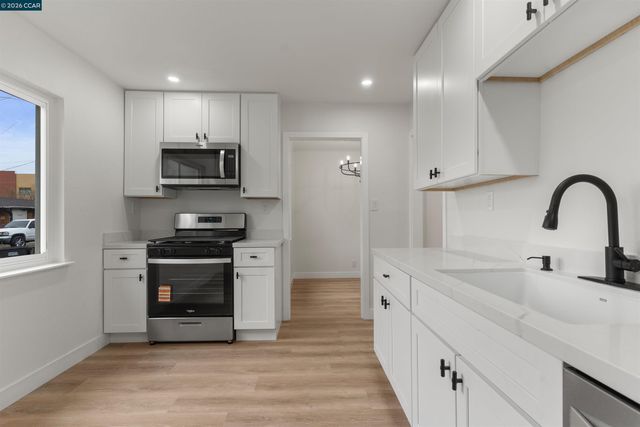 954 Carpino Ave, Pittsburg, CA 94565