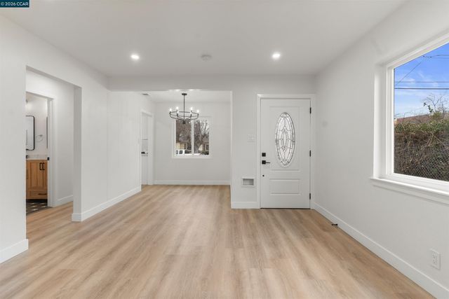 954 Carpino Ave, Pittsburg, CA 94565