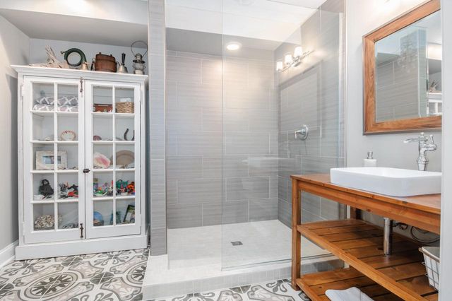 W283N6297 Hibritten WAY, Hartland, WI 53029