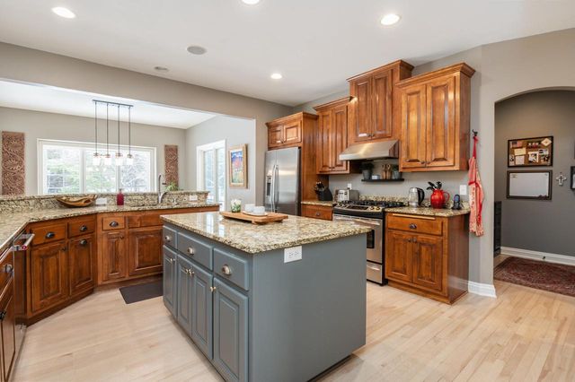 W283N6297 Hibritten WAY, Hartland, WI 53029