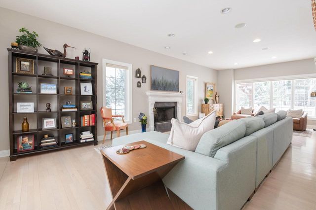 W283N6297 Hibritten WAY, Hartland, WI 53029