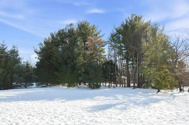 W283N6297 Hibritten WAY, Hartland, WI 53029