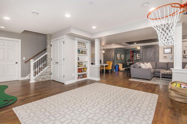 W283N6297 Hibritten WAY, Hartland, WI 53029