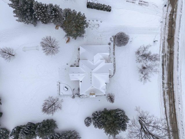 W283N6297 Hibritten WAY, Hartland, WI 53029