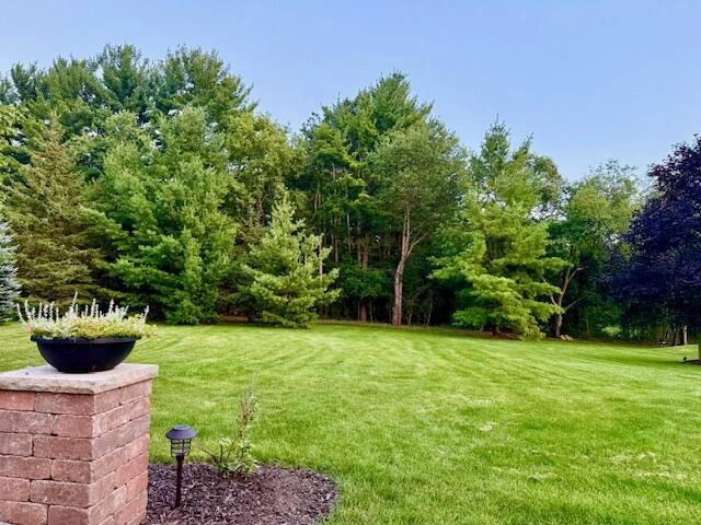 W283N6297 Hibritten WAY, Hartland, WI 53029