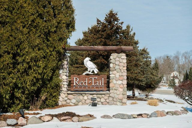 W283N6297 Hibritten WAY, Hartland, WI 53029