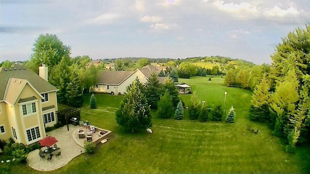 W283N6297 Hibritten WAY, Hartland, WI 53029