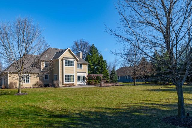 W283N6297 Hibritten WAY, Hartland, WI 53029