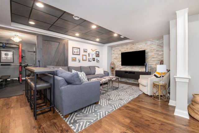 W283N6297 Hibritten WAY, Hartland, WI 53029