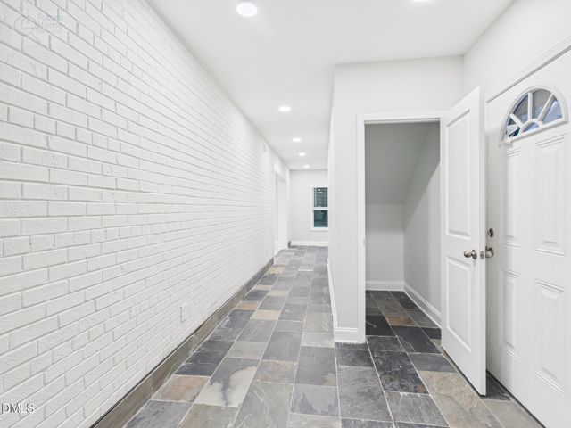 306 Miltwood Drive, Greensboro, NC 27455