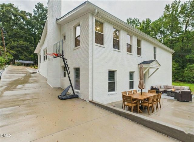 306 Miltwood Drive, Greensboro, NC 27455