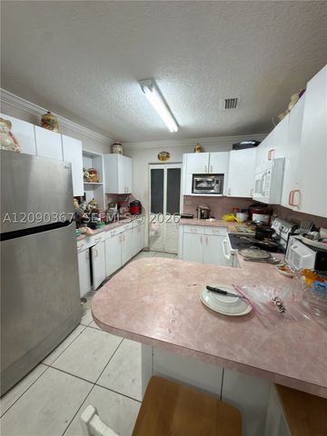 3205 W 14th Ave, Hialeah, FL 33012