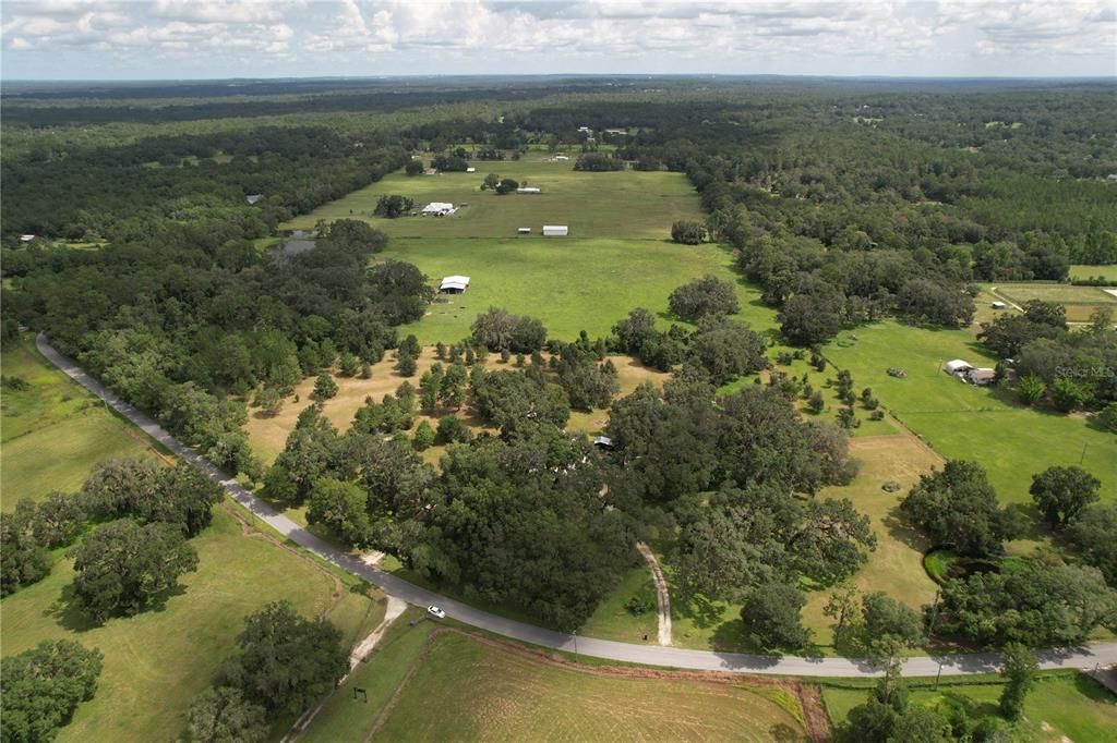 Image 43 of property listing at 2740 SATURN ROAD, Brooksville, FL 34604