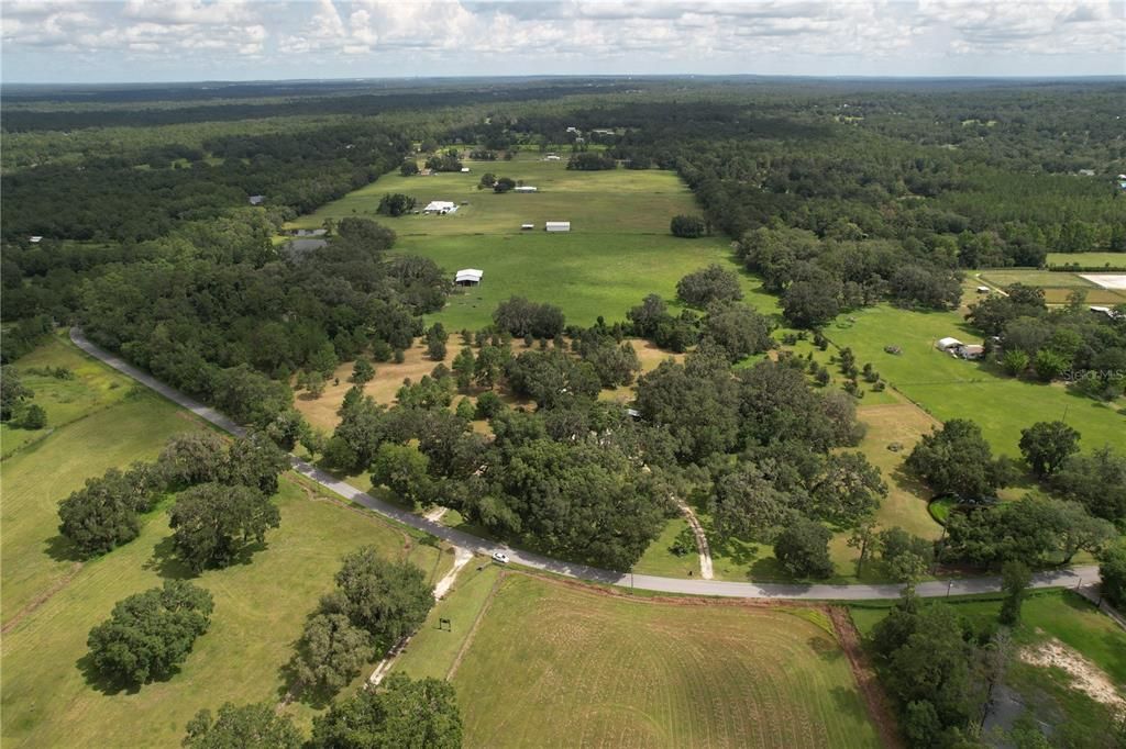 Image 44 of property listing at 2740 SATURN ROAD, Brooksville, FL 34604