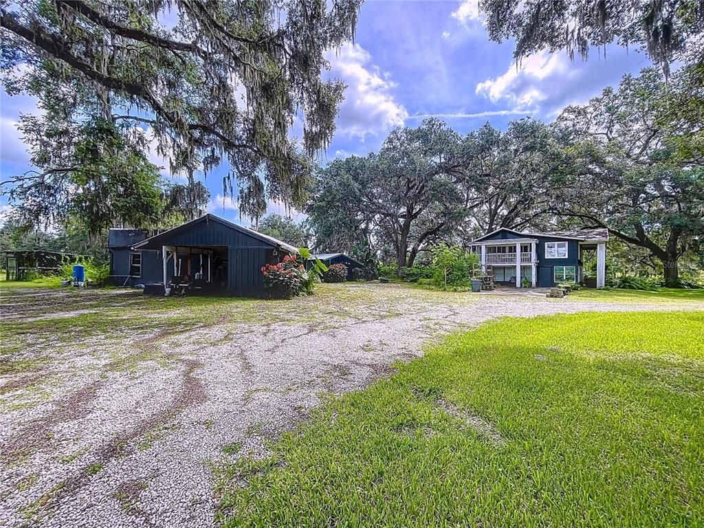 Image 99 of property listing at 2740 SATURN ROAD, Brooksville, FL 34604