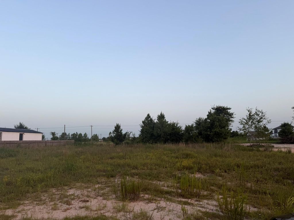 2326 Road 5732, Cleveland, TX 77327