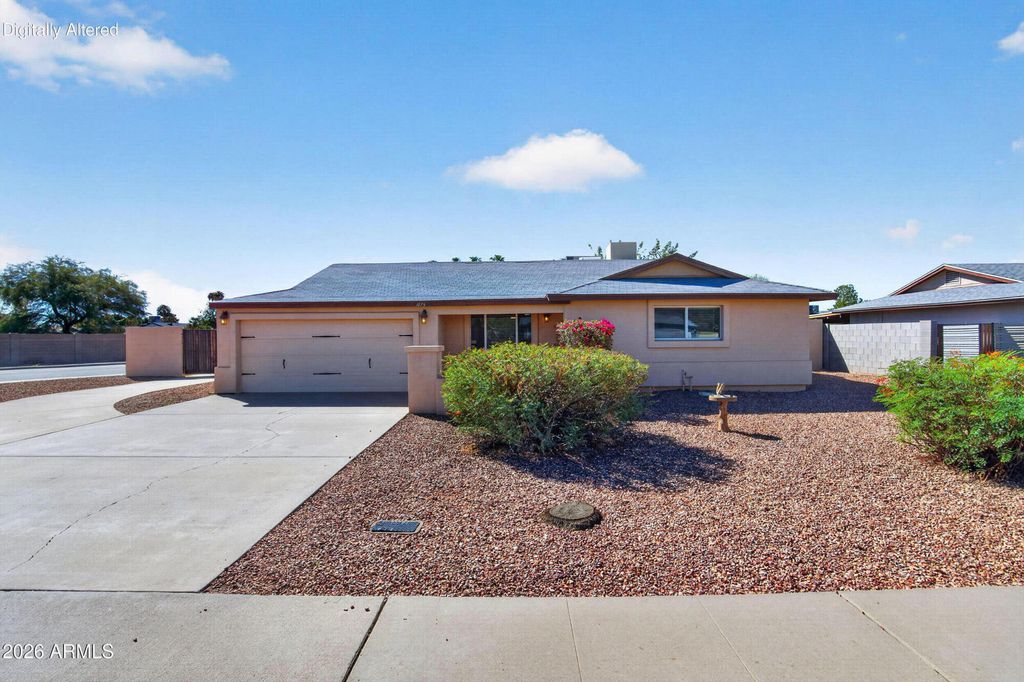 1873 E WATSON Drive, Tempe, AZ 85283 — exterior