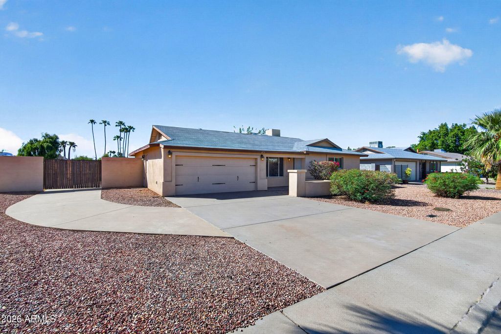 1873 E WATSON Drive, Tempe, AZ 85283 — photo 2