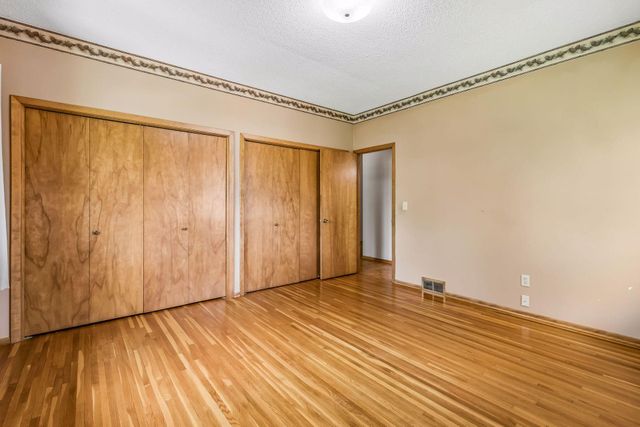 20914 Jacquard Avenue, Lakeville, MN 55044