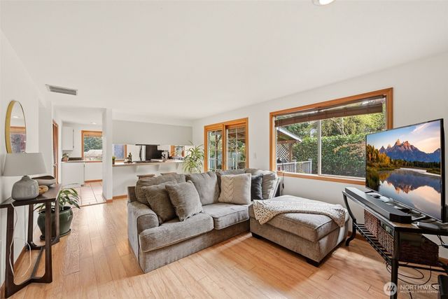 5141 SW 326th Place, Federal Way, WA 98023