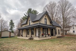 301 W Michigan, Augusta Vllg, MI 49012