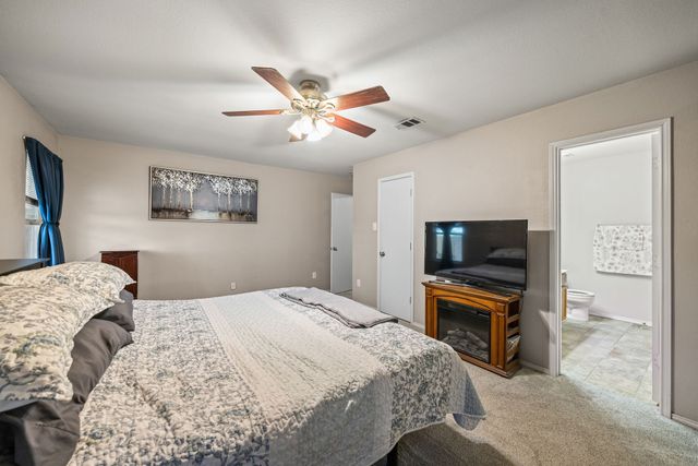 13621 Ponderosa Ranch Road, Fort Worth, TX 76262