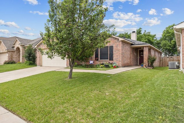 13621 Ponderosa Ranch Road, Fort Worth, TX 76262