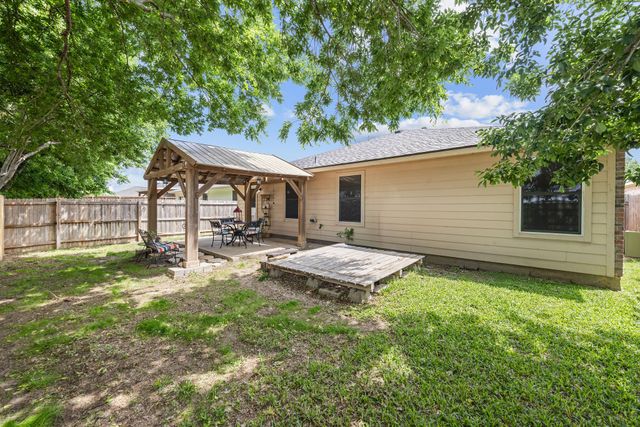 13621 Ponderosa Ranch Road, Fort Worth, TX 76262
