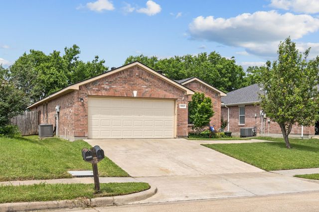 13621 Ponderosa Ranch Road, Fort Worth, TX 76262