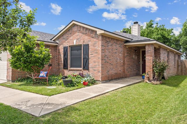 13621 Ponderosa Ranch Road, Fort Worth, TX 76262