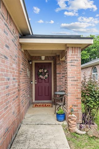 13621 Ponderosa Ranch Road, Fort Worth, TX 76262
