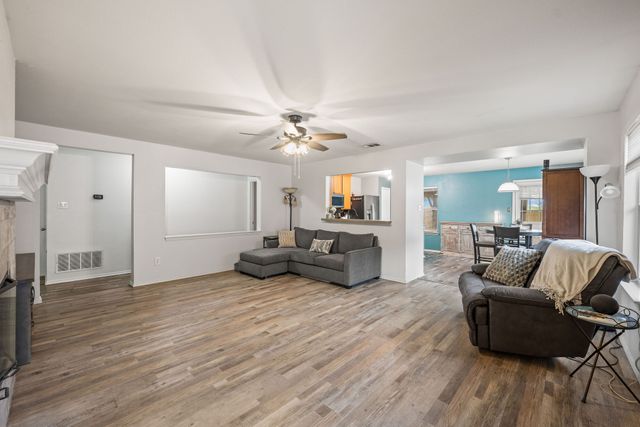 13621 Ponderosa Ranch Road, Fort Worth, TX 76262