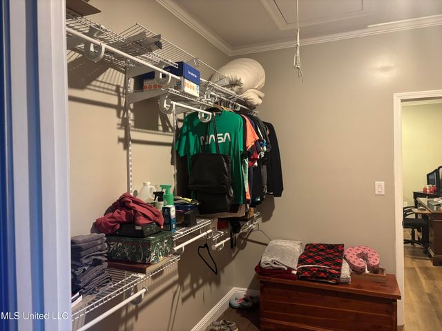 513 Poinsettia Drive, Bay Saint Louis, MS 39520