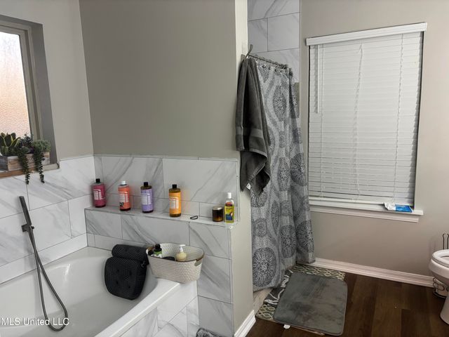 513 Poinsettia Drive, Bay Saint Louis, MS 39520