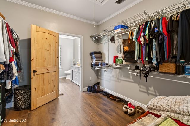 513 Poinsettia Drive, Bay Saint Louis, MS 39520