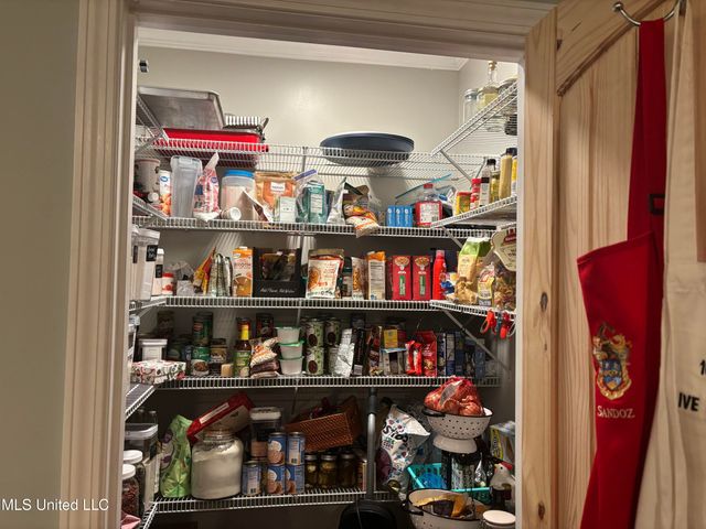 513 Poinsettia Drive, Bay Saint Louis, MS 39520