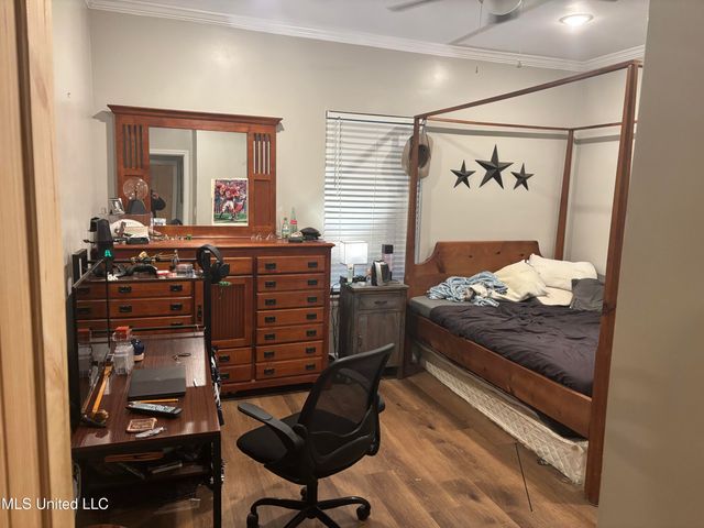 513 Poinsettia Drive, Bay Saint Louis, MS 39520