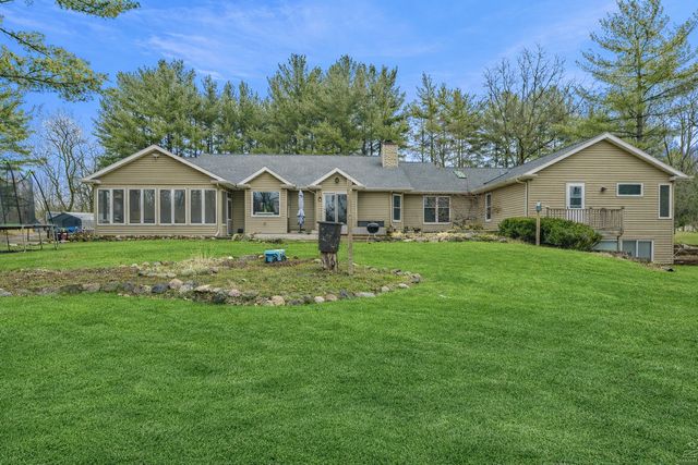 14103 Westwood Trail, Woodstock, IL 60098