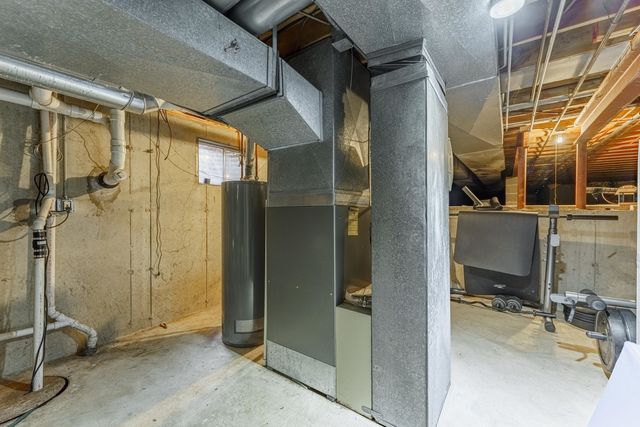 14103 Westwood Trail, Woodstock, IL 60098