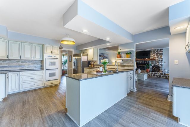 14103 Westwood Trail, Woodstock, IL 60098