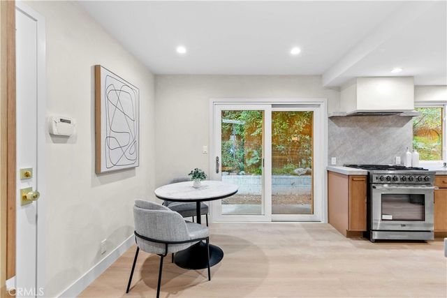 2108 El Arbolita, Glendale, CA 91208