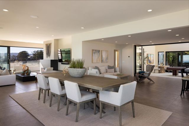 2900 E Cliff Drive, Santa Cruz, CA 95062