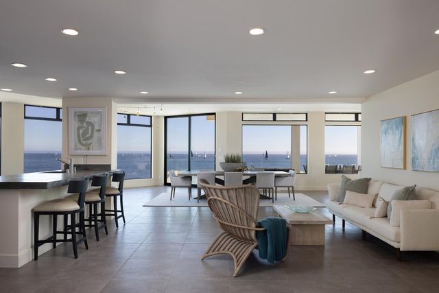 2900 E Cliff Drive, Santa Cruz, CA 95062