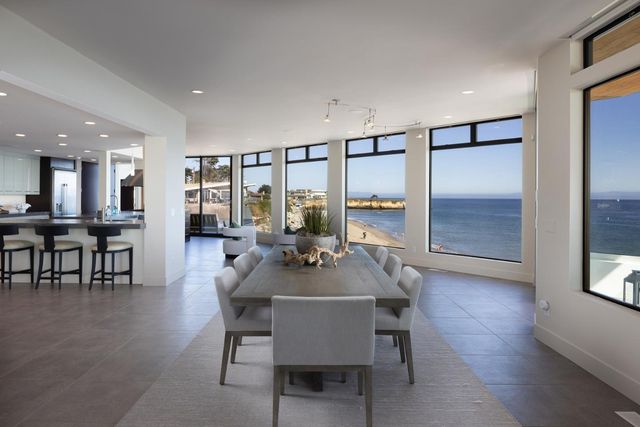 2900 E Cliff Drive, Santa Cruz, CA 95062