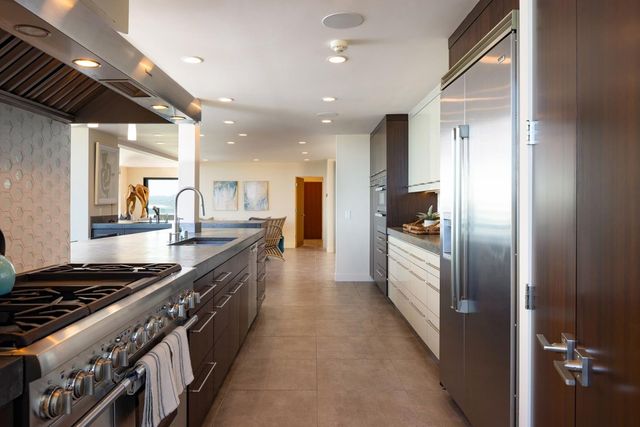 2900 E Cliff Drive, Santa Cruz, CA 95062