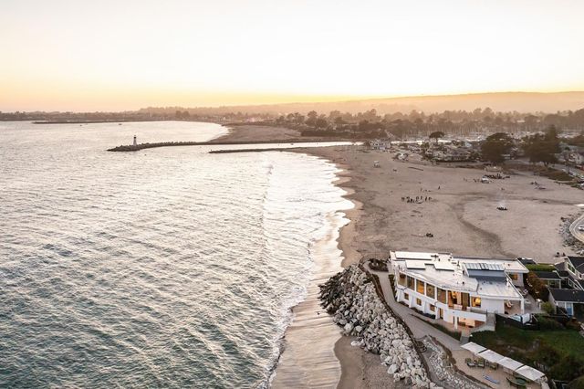 2900 E Cliff Drive, Santa Cruz, CA 95062