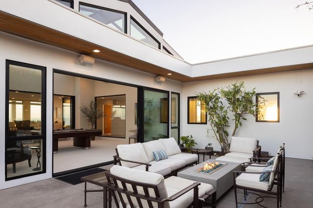 2900 E Cliff Drive, Santa Cruz, CA 95062