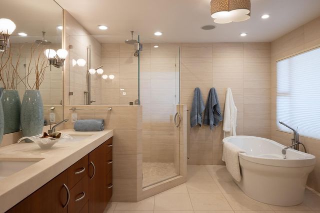 2900 E Cliff Drive, Santa Cruz, CA 95062